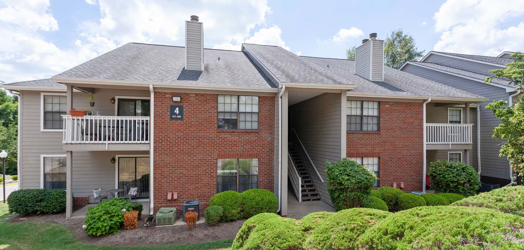 Apartments in Louisville, KY River Oak Apartments