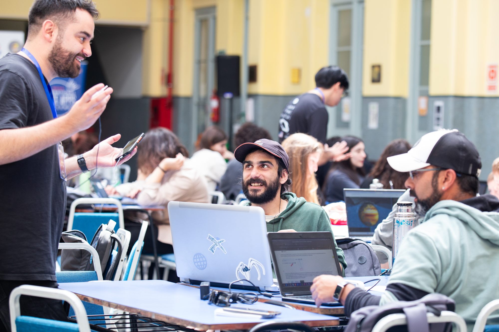 Participantes de NASA Space Apps Challenge Uruguay