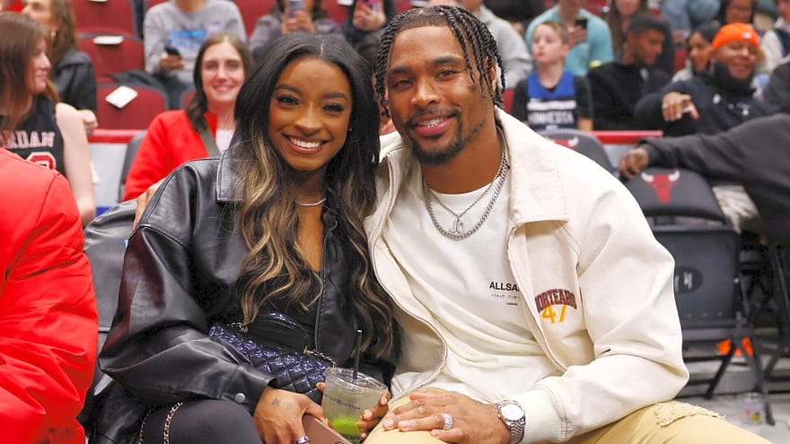 Simone Biles spotted on sideline as husband Jonathan Owens lines up for new NFL team in preseason
