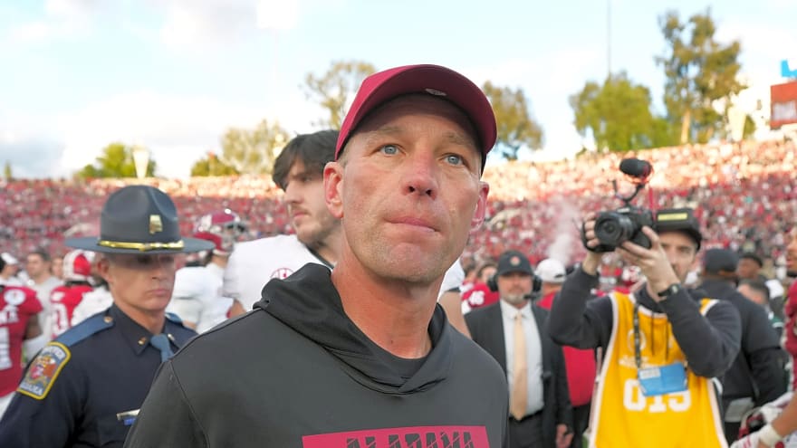 How close is Alabama to naming a starting quarterback?