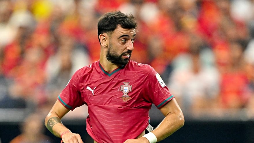 David Ornstein provides update on Bruno Fernandes contract talks with Manchester United