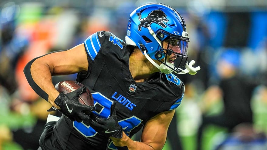 Bills Sign TE Shane Zylstra, Two Draft Picks