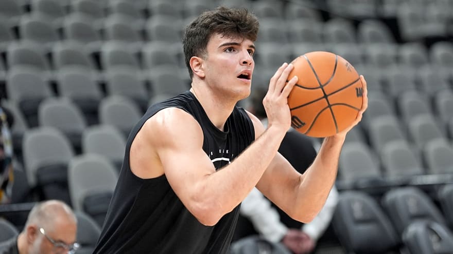 Hugo Gonzalez put skills on display in Celtics' Summer League win