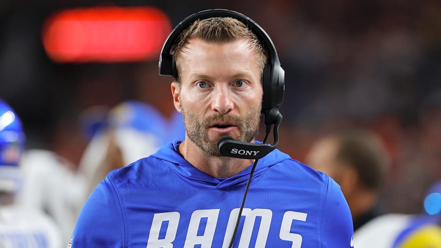 Rams HC Sean McVay apologizes for short presser after 'SNF' loss