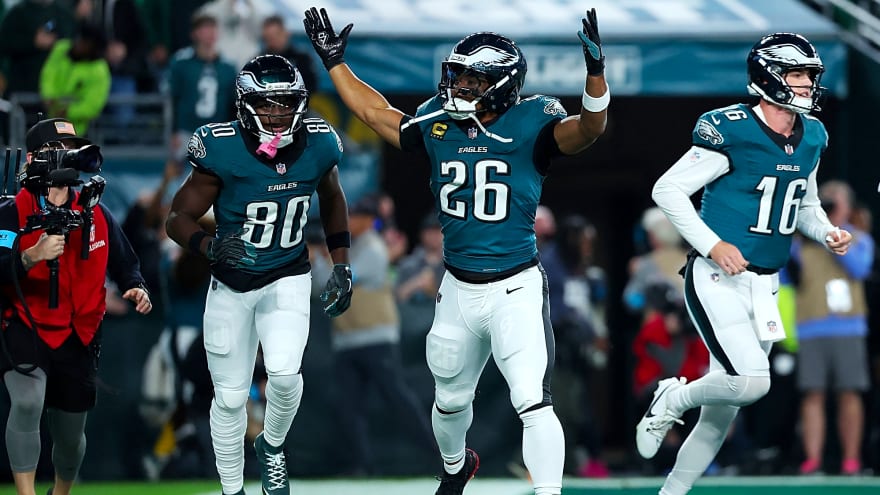 Saquon Barkley, Moro Ojomo reportedly won't be part of Eagles' fire sale ahead of trade deadline