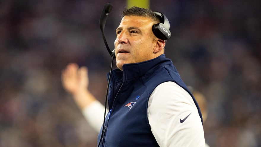 Patriots' Mike Vrabel pumps brakes on growing Drake Maye hype