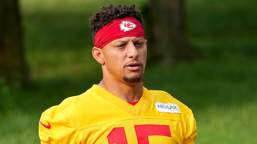 Chiefs make big Patrick Mahomes adjustment at training camp