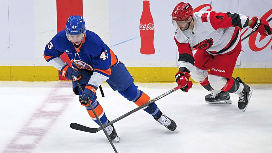 Islanders sign Liam Foudy to one-year contract extension