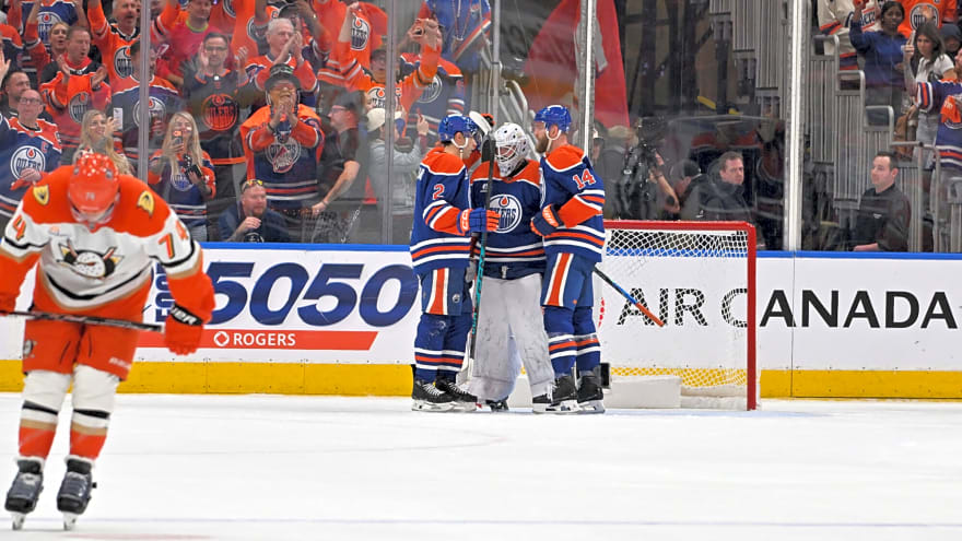Oilers’ new faces relish Rogers Place playoff atmosphere: ‘I played at Mullett Arena’