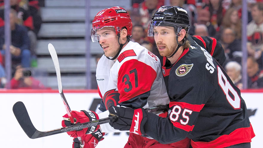 Senators’ Jake Sanderson Leaves Game With Injury