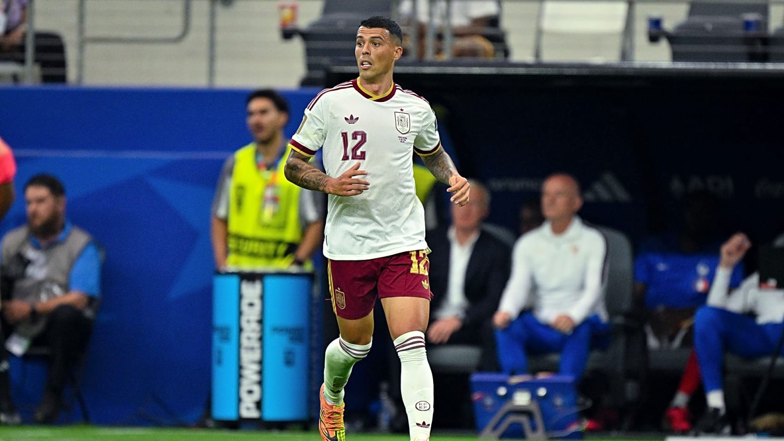 Tottenham could demand major fee as Barcelona monitor 27-year-old key ...