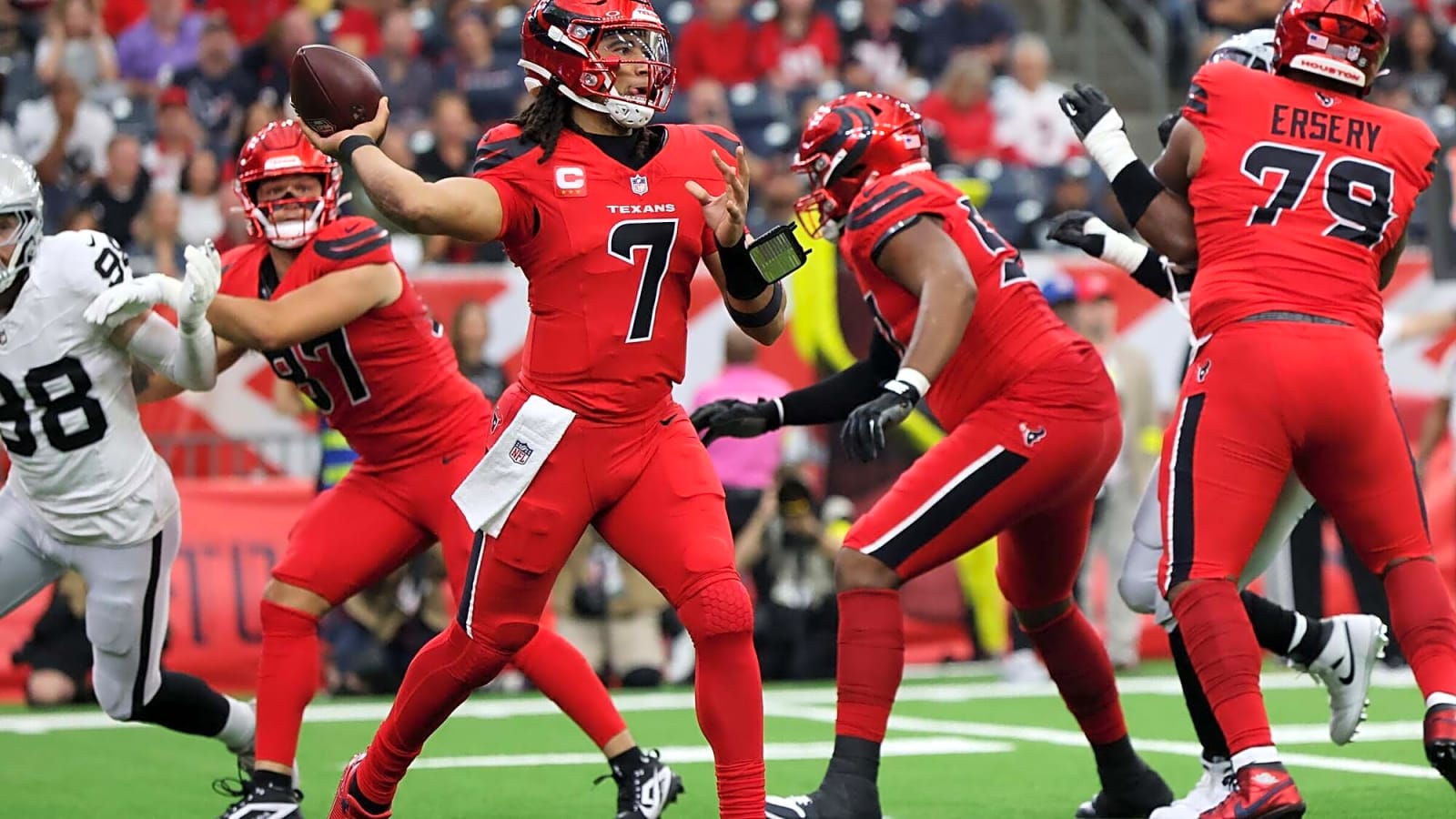 Houston Texans beat Raiders 23-21 to move to 10-5 and extend AFC ...