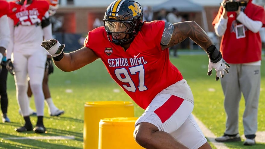 Giants are preparing for Dexter Lawrence blockbuster trade by hosting visit with potential replacement in 2026 NFL Draft