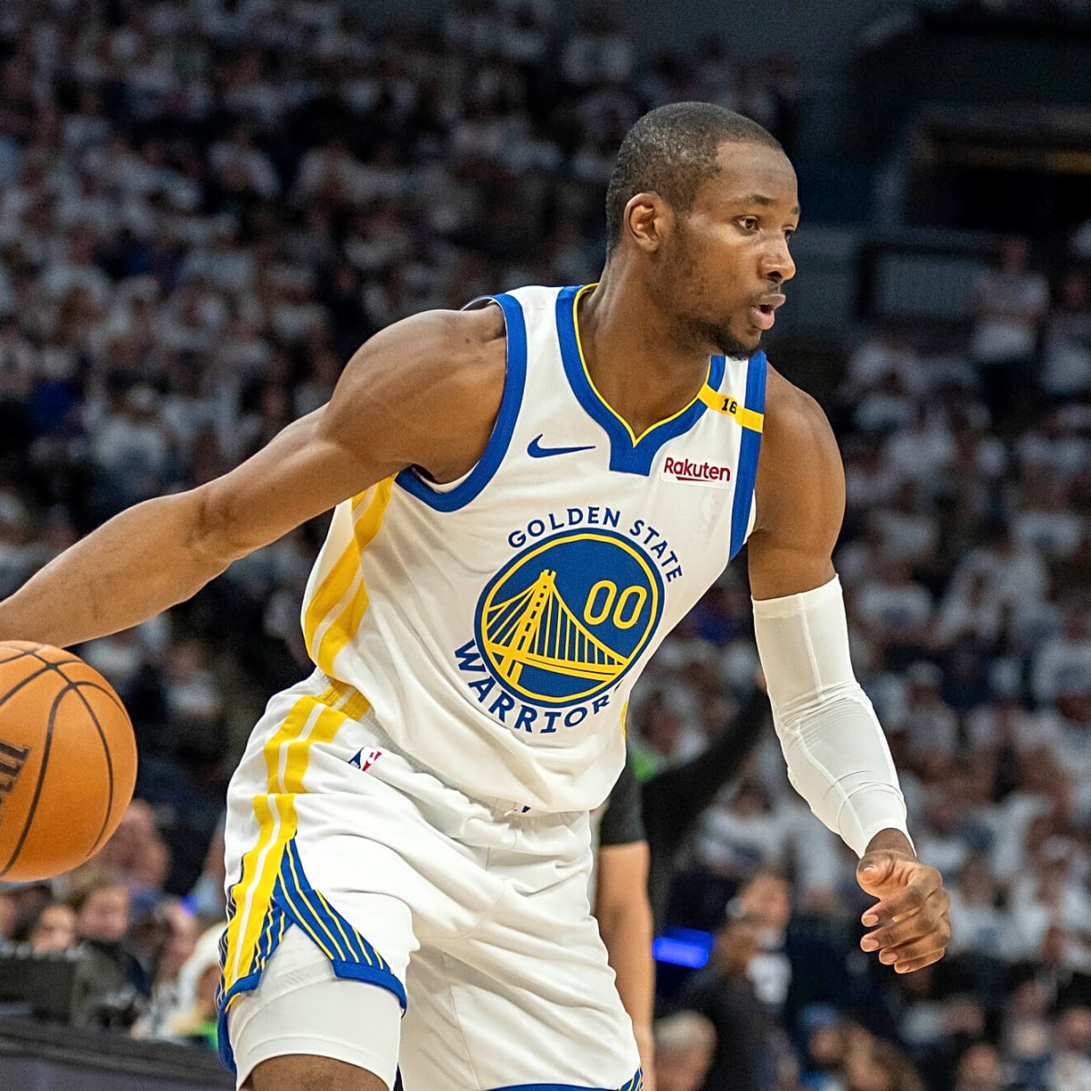The Jonathan Kuminga distraction threatens to ruin Warriors season | Yardbarker