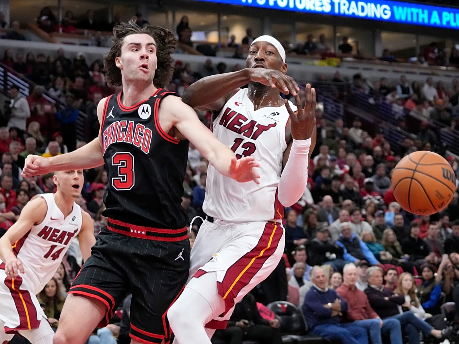 Josh Giddey Wants to Make $30 Million Annually, Chicago Bulls Not Offering That | Yardbarker