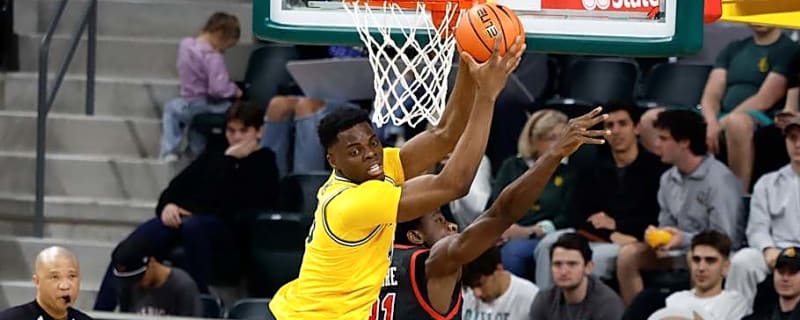 Controversial In-Season Addition Enters the Transfer Portal