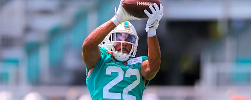 Giants Add Former Dolphins Safety Elijah Campbell