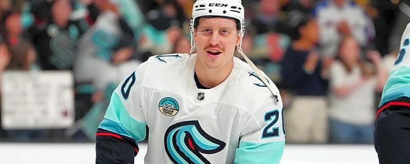 The Vancouver Canucks miss out on the sneaky signing of Eeli Tolvanen to the New York Rangers