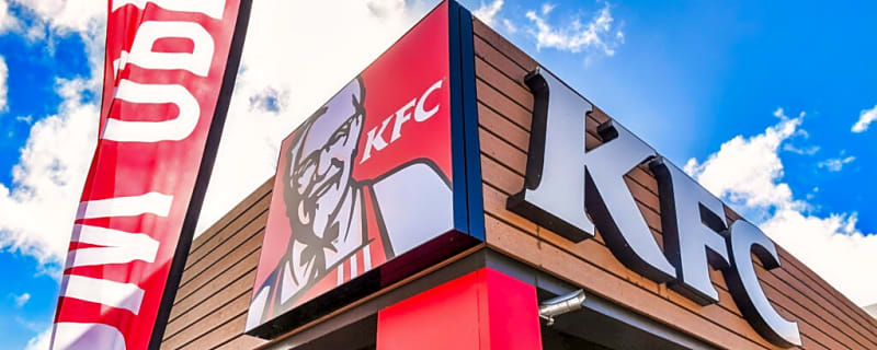 KFC & Oreo Teamed Up To Create The Most Diabolical Burger That We Never Knew We Needed