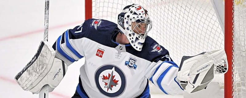 Jets star G Connor Hellebuyck confirms trade request