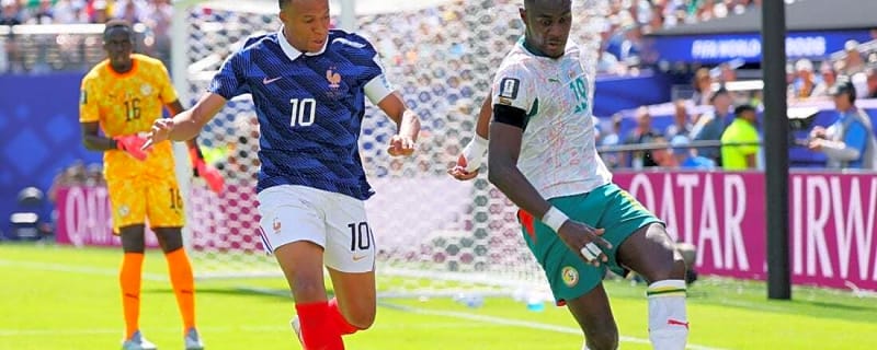 Kylian Mbappe's brace leads France past Senegal