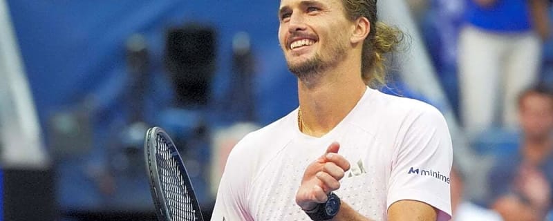 ATP roundup: Alexander Zverev, Carlos Alcaraz advance in Asia