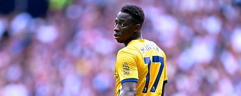 Liverpool handed major Yankuba Minteh injury concern amid Brighton negotiations