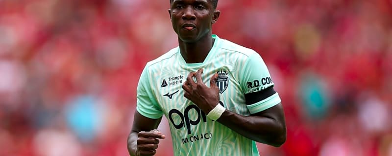 Liverpool eye £60m January move as problems in midfield grow for Iraola