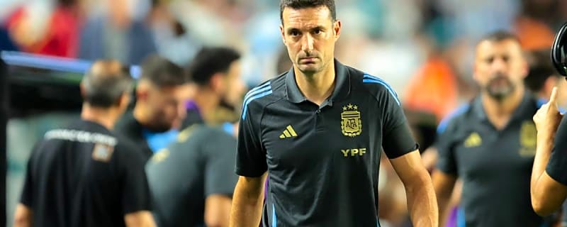 Argentinian Player Who Wore Lionel Messi’s No. 10 Reportedly Set to Miss World Cup