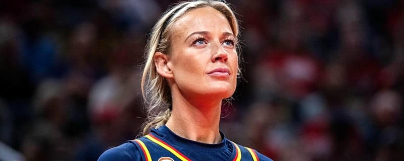 Sophie Cunningham: Breaking News, Rumors & Highlights | Yardbarker Sophie Cunningham: Breaking News, Rumors & Highlights | Yardbarker