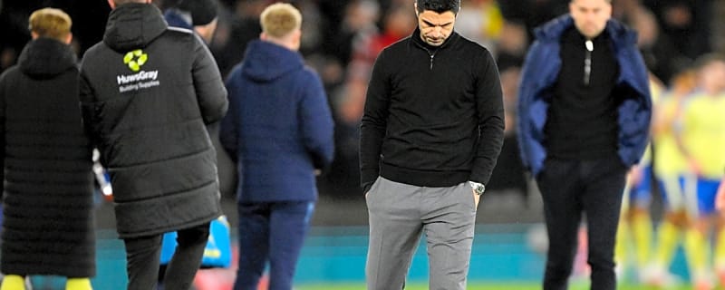 Paul Scholes doubts Arsenal can overcome hurdle to be champions