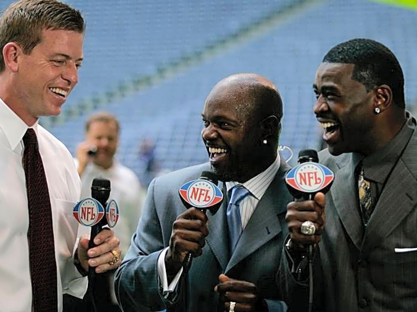 Michael Irvin Says It Pains Him Seeing Troy Aikman Help Miami Instead of  Cowboys | Yardbarker