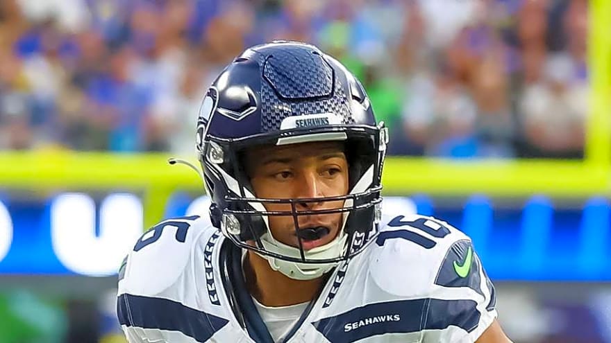 Seahawks Should Sign Tyler Lockett After Jake Bobo Injury