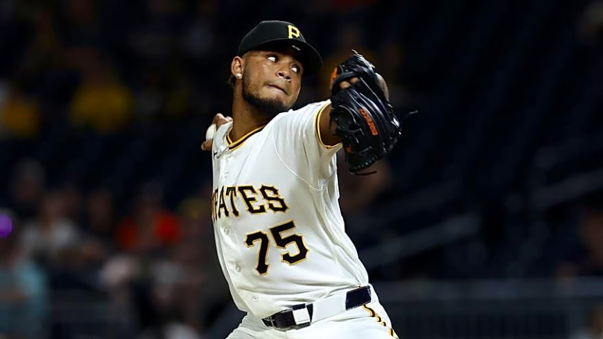 Pirates' Camilo Doval Making Most of New Opportunity
