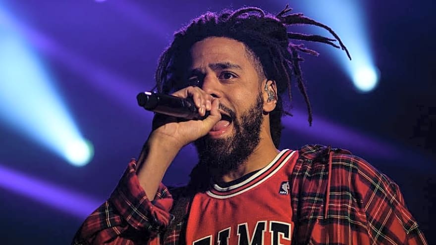 J Cole Gives Suns Star Devin Booker Shoutout at Phoenix Concert