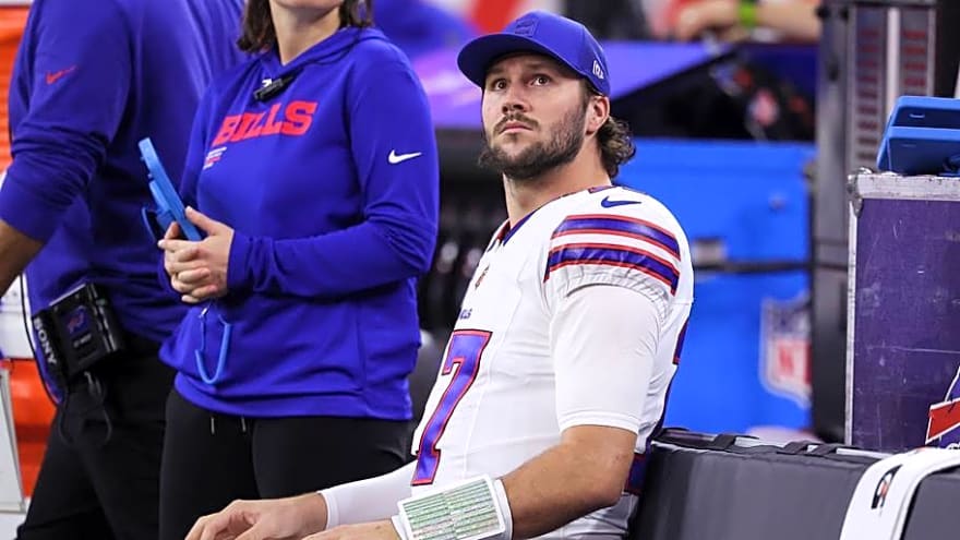 Demeco Ryans Outlines Texans' Strategy That's Stopped Bills' Josh Allen, James Cook