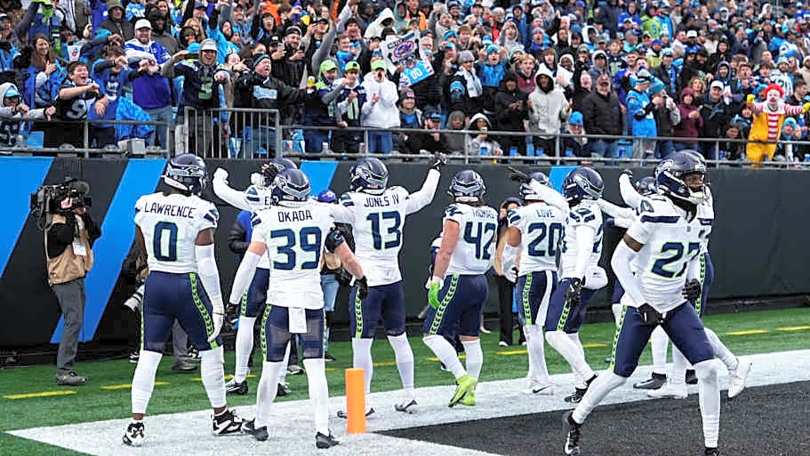 Mike Macdonald's Seahawks continue record road success in dominating  Panthers | Yardbarker