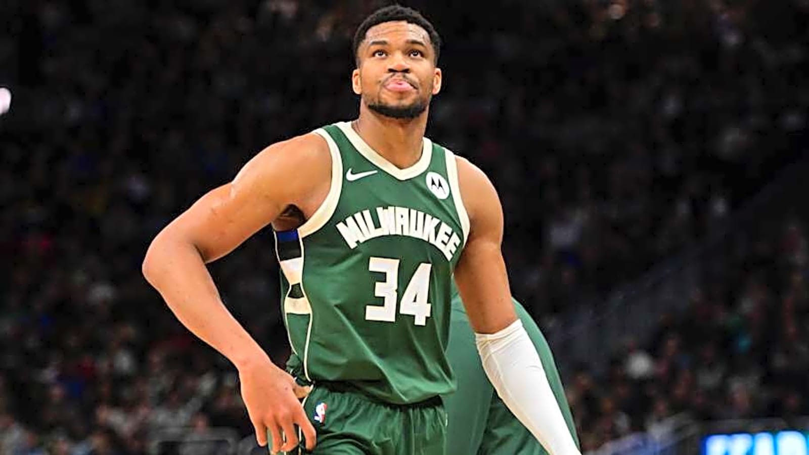 Latest Giannis Antetokounmpo Trade News Amid Lakers, Clippers, Rockets Rumors | Yardbarker