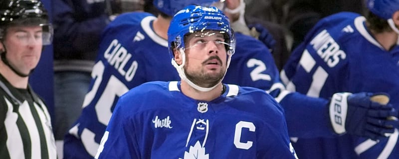 Auston Matthews expected to wait before deciding Maple Leafs future