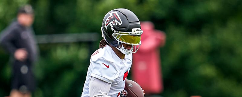 Falcons' Bijan Robinson opens up about contract dispute between Lions, Jahmyr Gibbs