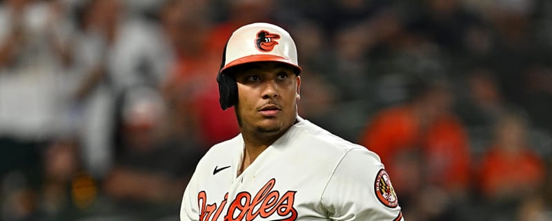 Orioles manager reacts to Samuel Basallo's dugout outburst