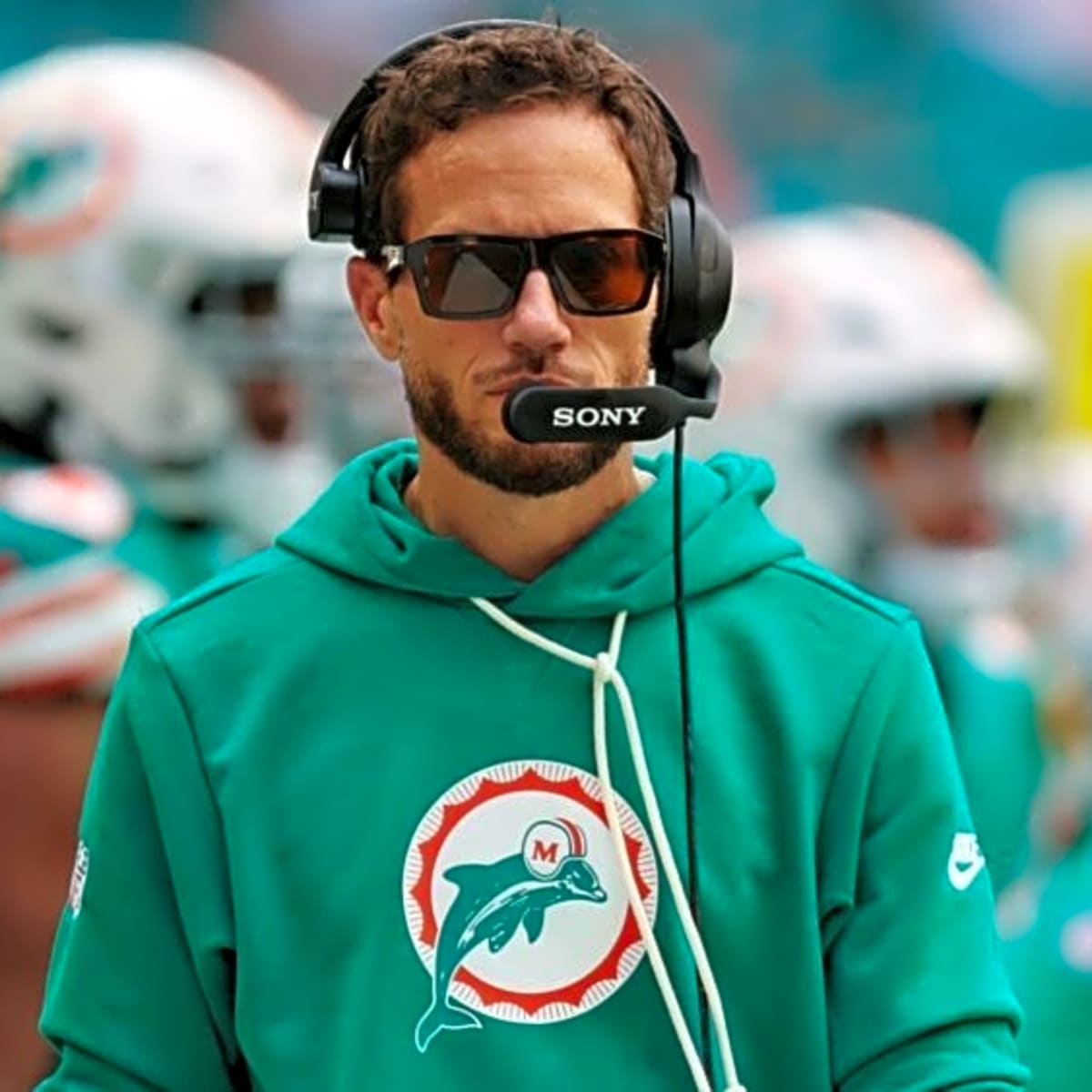 Mike McDaniel's Bizarre Reason For Cancelling Bills Head Coach Vacancy Interview Revealed | Yardbarker