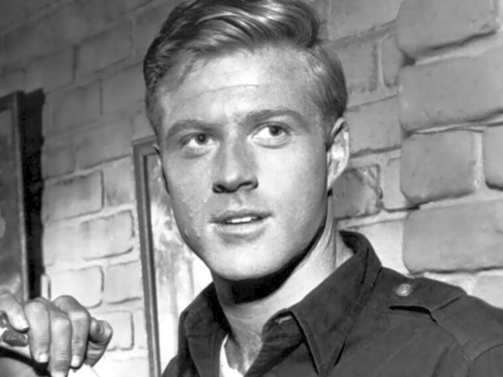 What Robert Redford Revealed About His Haunting 'Twilight Zone' Episode |  Yardbarker