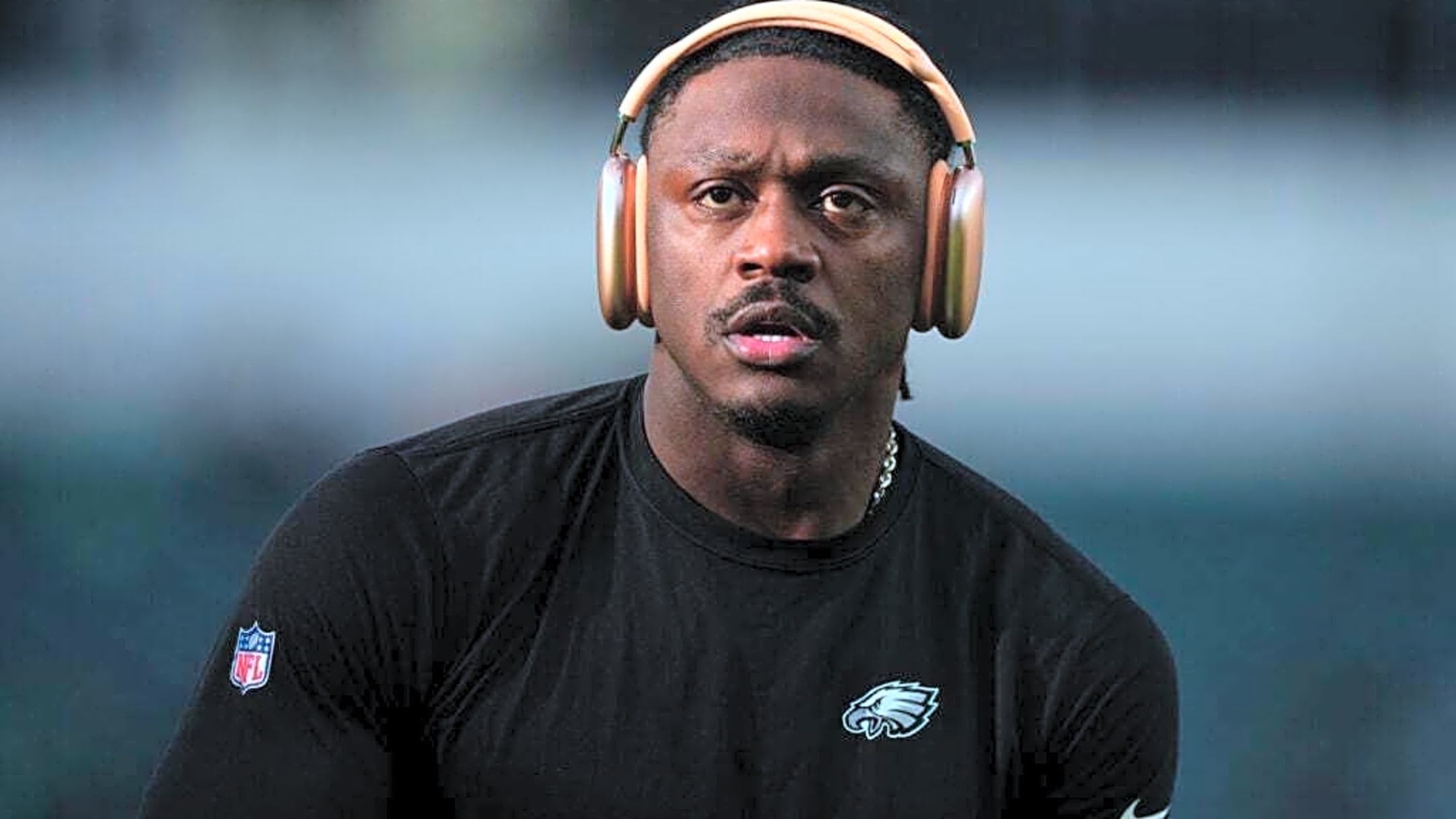Philadelphia Eagles' stance on AJ Brown trade is giving 'oxygen' to rumors, says NFL insider | Yardbarker