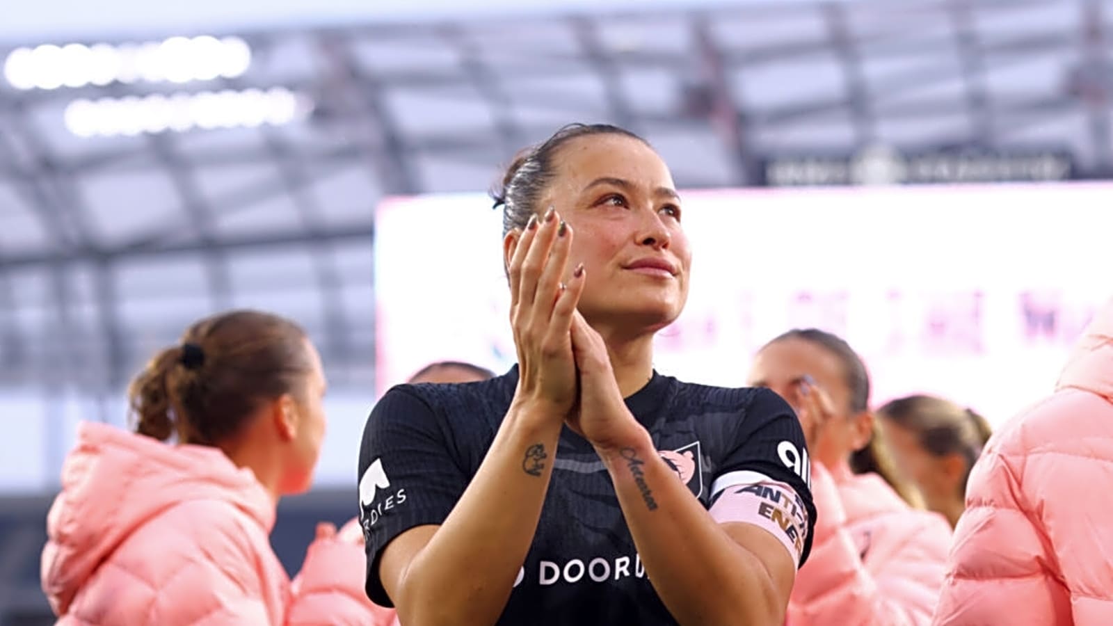 Ali Riley to retire at end of 2025 season | Yardbarker