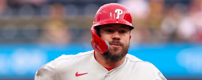 Kyle Schwarber reaches historic pace after two-homer game