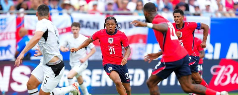Phil Thompson imparts two pieces of advice for Rio Ngumoha after Liverpool gem’s England call-up