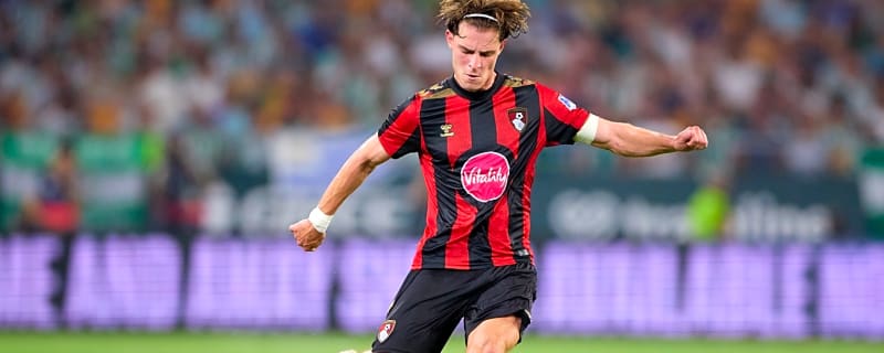 Report: Liverpool have a ‘top target’ for defensive midfield, but there’s one big ‘complication’