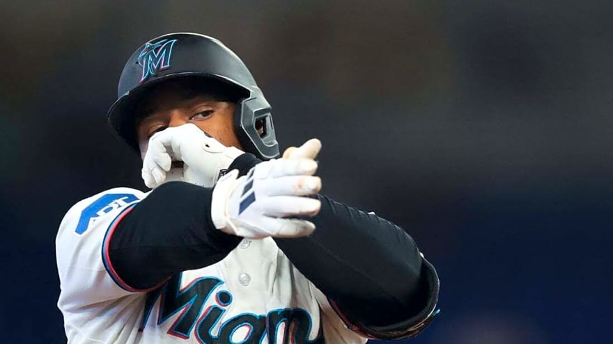 Marlins cruise past struggling Nationals