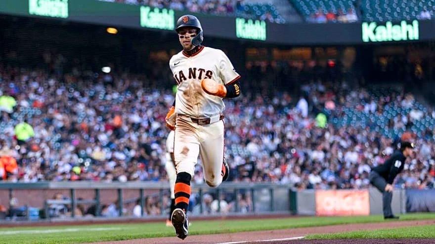 Giants shake off Cardinals' late rally, prevail in 11 innings